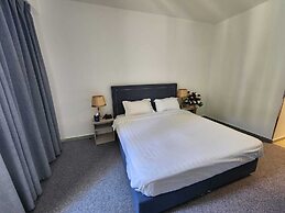 Aquavista Hotel & Suites