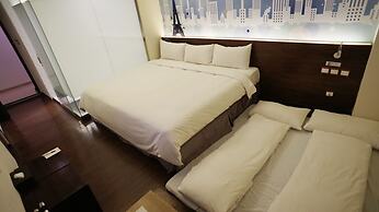 Audi Garden Business Hotel