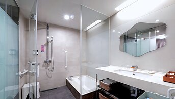 Freedom Design Hotel