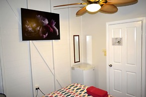 Travellers Paradise Heritage Historical Place - Hostel