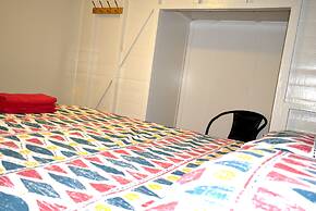 Travellers Paradise Heritage Historical Place - Hostel