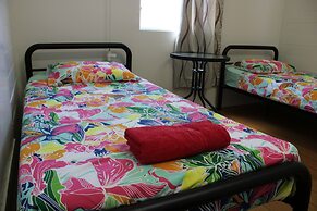 Travellers Paradise Heritage Historical Place - Hostel