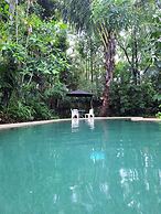 Travellers Paradise Heritage Historical Place - Hostel