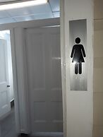 Travellers Paradise Heritage Historical Place - Hostel