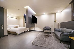 Vine Hotel