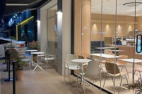 Vine Hotel