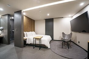 Vine Hotel