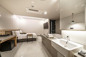 Vine Hotel