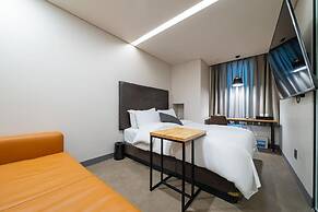 Vine Hotel