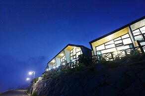 Healing View Pension