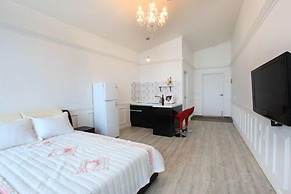 Healing View Pension