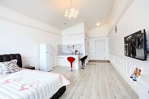 Healing View Pension