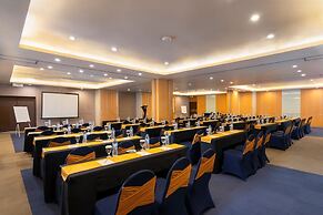 BATIQA Hotel & Apartments Karawang