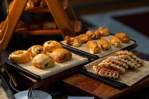 BATIQA Hotel & Apartments Karawang