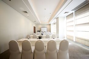 Infinity Tower Suites