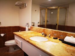 Infinity Tower Suites