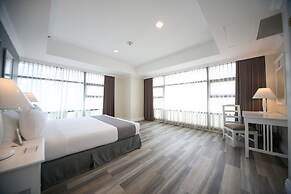 Infinity Tower Suites