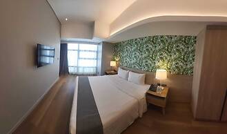 Infinity Tower Suites