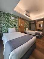 Infinity Tower Suites