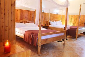 Bunyonyi Safaris Resort