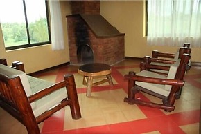 Bunyonyi Safaris Resort