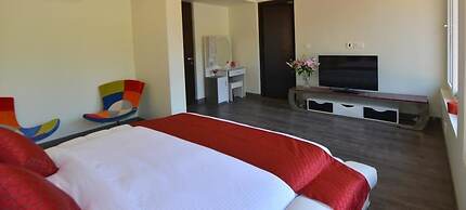 Orabella Villas & Suites