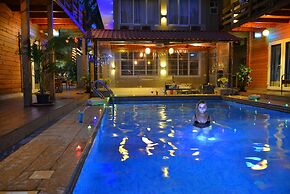 Orabella Villas & Suites