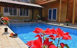 Orabella Villas & Suites