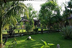Chitwan Safari Camp & Lodge