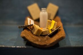 Montanema Handmade Village