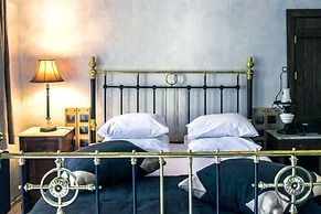 Montanema Handmade Village