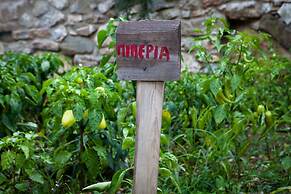 Montanema Handmade Village