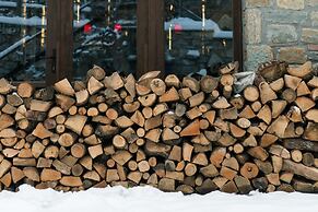 Montanema Handmade Village