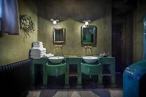 Montanema Handmade Village