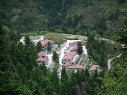 Montanema Handmade Village