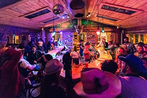 Auberge et Chalets Griffon Aventure