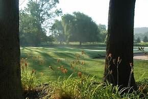 Guest Quarters at The Bridges Golf Club