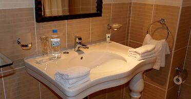 Gorillas Golf Hotel