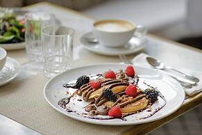 Cotton House Hotel, Autograph Collection