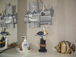 Sea Haven Motel & Guest House