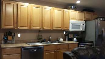 Sea Haven Motel & Guest House