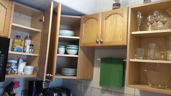 Sea Haven Motel & Guest House