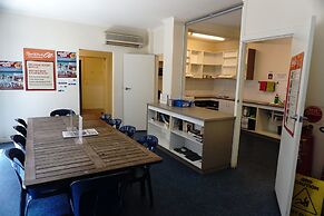 The Guesthouse - Hostel