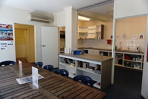 The Guesthouse - Hostel