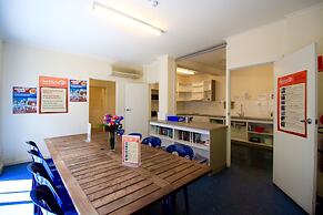 The Guesthouse - Hostel