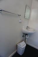 The Guesthouse - Hostel