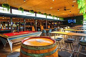 Park Beach Hotel Motel