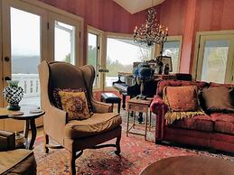 Innisfree Boutique Inn By-The-Lake