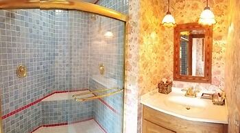 Innisfree Boutique Inn By-The-Lake