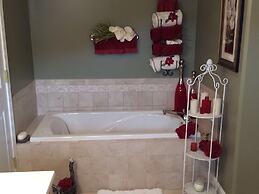 Pictured Rocks Bed And Breakfast